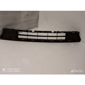 Решетка бампера передняя Geely Monjaro