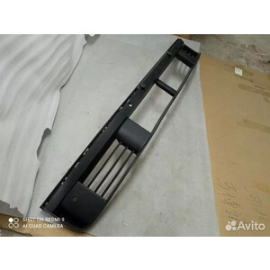 Решетка переднего бампера LiXiang L7